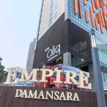 Апартаменти Studio Tower @ Empire Damansara Петалінг-Джая Екстер'єр фото