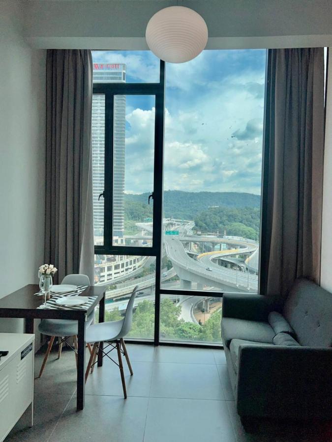 Апартаменти Studio Tower @ Empire Damansara Петалінг-Джая Екстер'єр фото